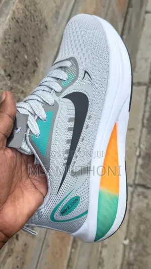 Breatheable Nike Zoom Trainers With a Responsive Cushioning.