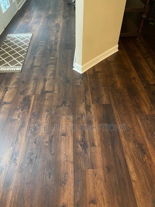 Commercial LVT Flooring – Strong Floor Finish