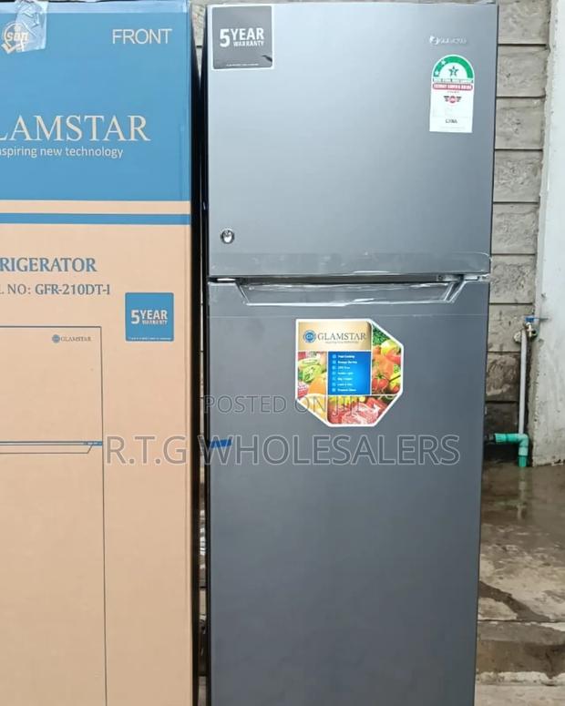 Glamstar 2‐Door Refrigerator 168 L – Practical Energy Saving