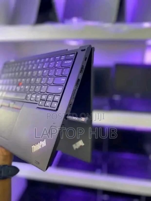 Laptop Lenovo ThinkPad Yoga 370 8GB Intel Core i5 SSD 256GB - thumbnail 4