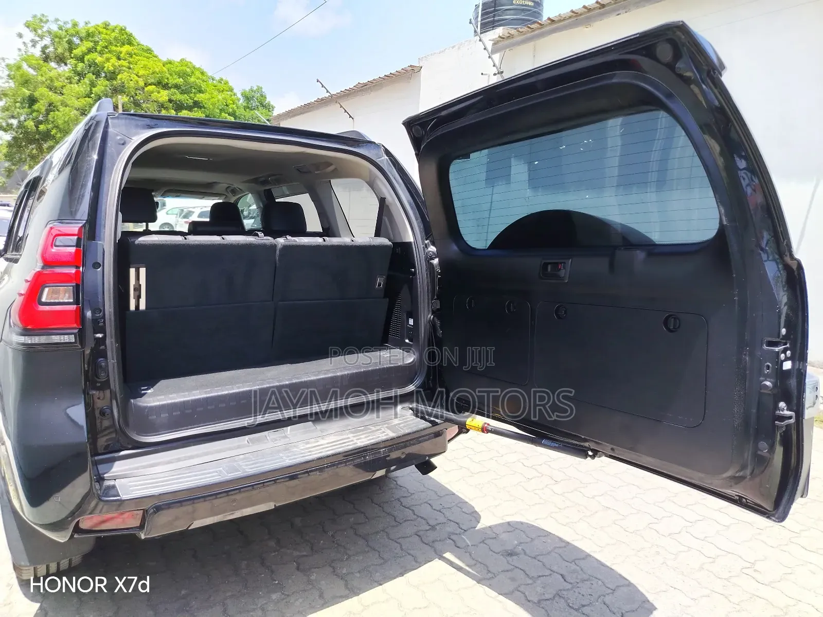 Toyota Land Cruiser Prado 2019