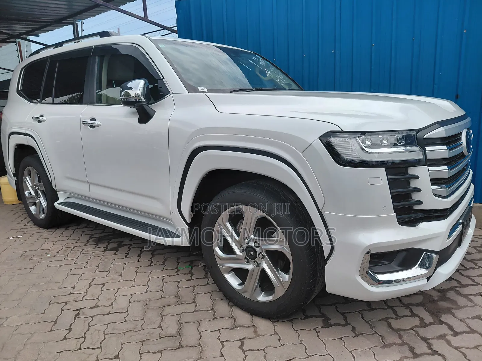 Toyota Land Cruiser 2024 White
