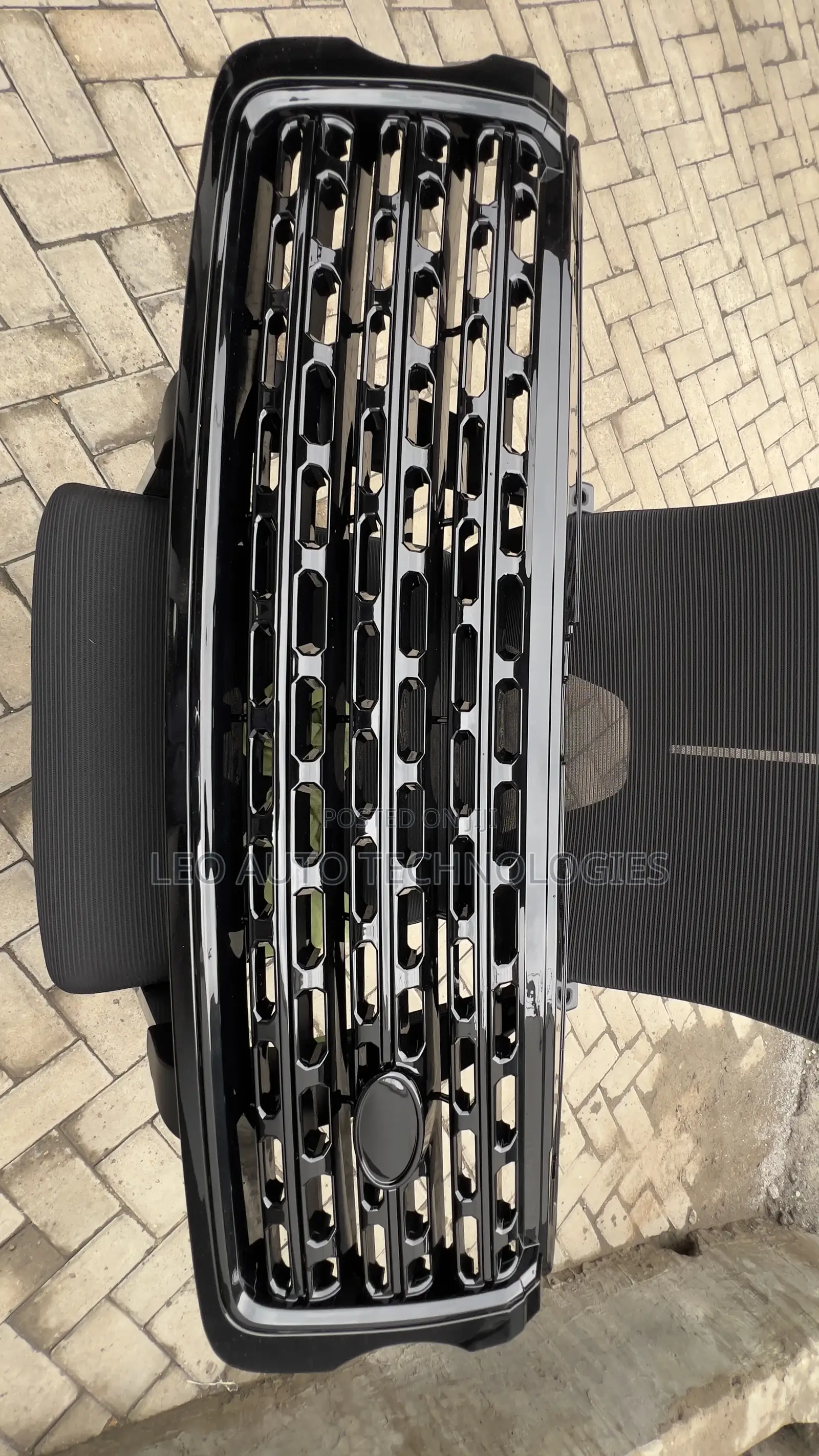 Front Bumper Grille for Range Rover Vogue L405