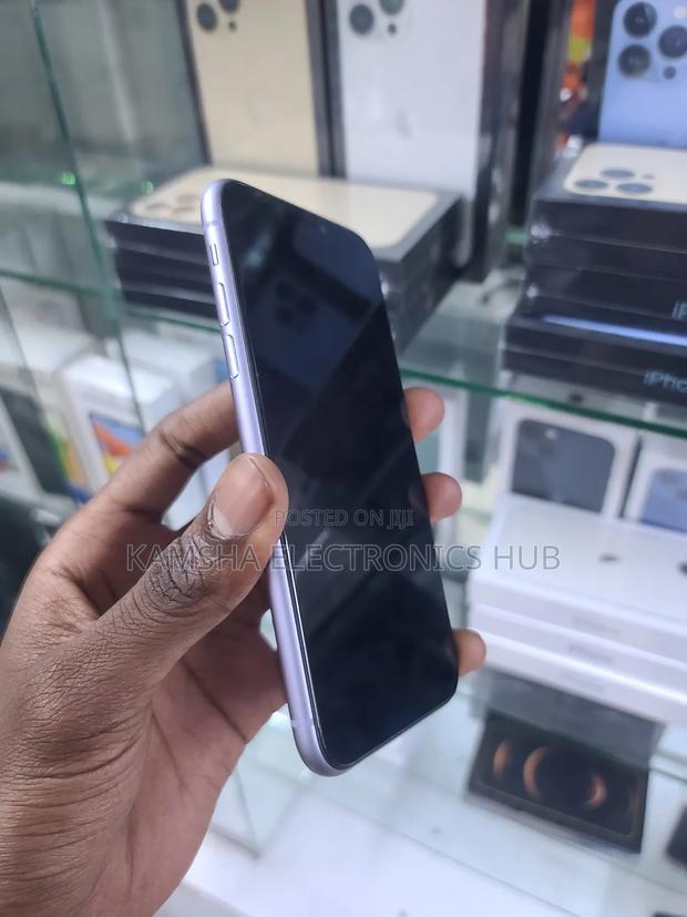 Apple iPhone 11 128 GB Purple - thumbnail 2