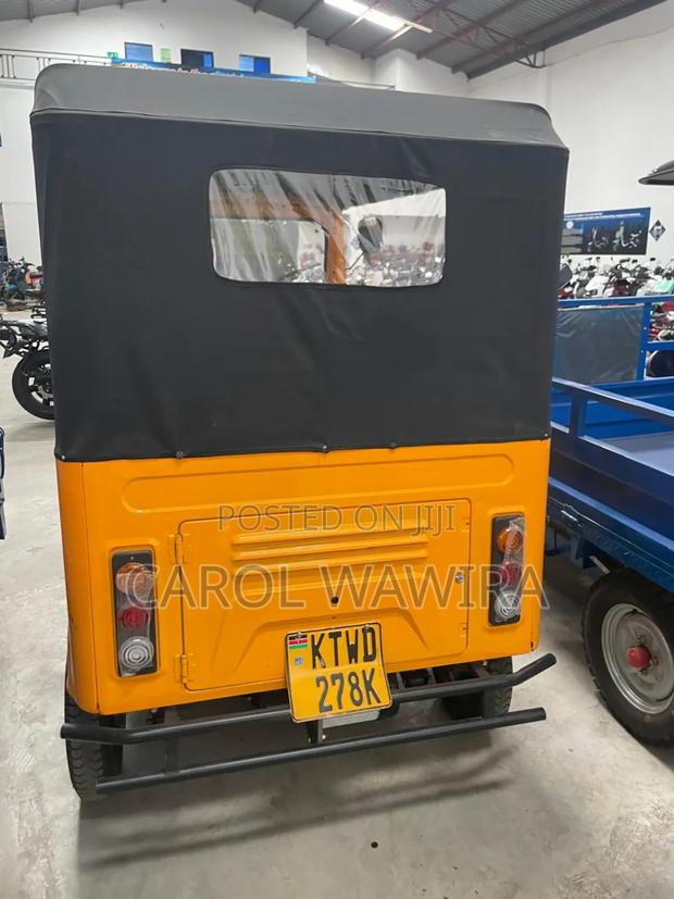 New Motorcycle 2026 Yellow - thumbnail 4