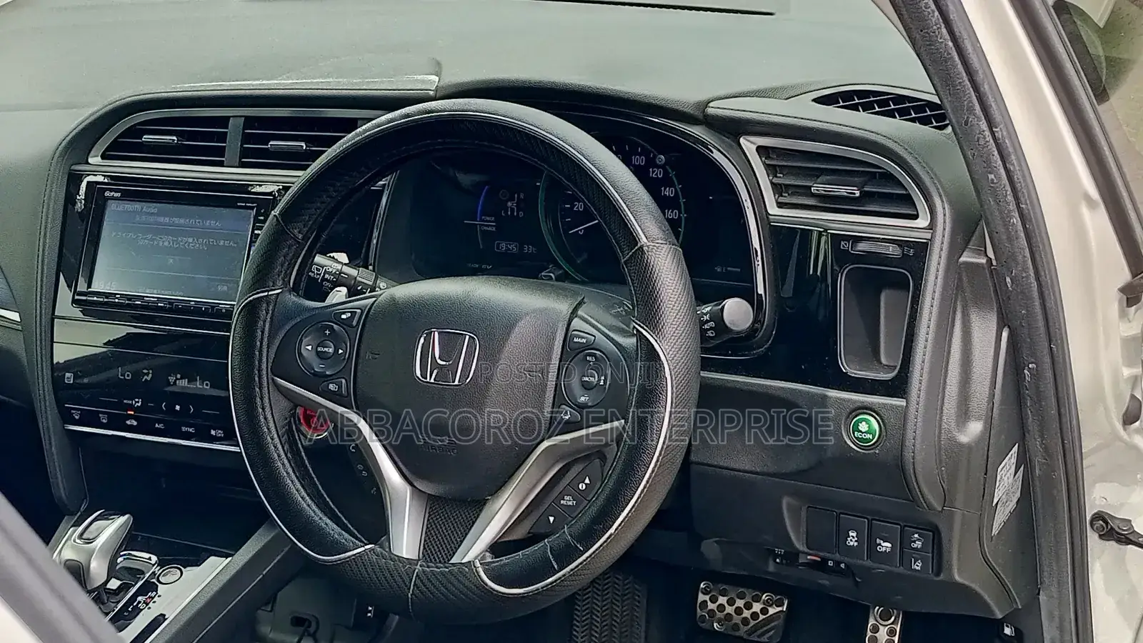 Honda Shuttle 1.5 Hybrid 2WD 2019 White