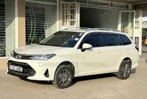 Toyota Corolla Fielder 2019 White