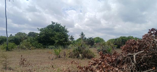 Three Quarters of an Acre Dongo Kundu Bypass - thumbnail 6