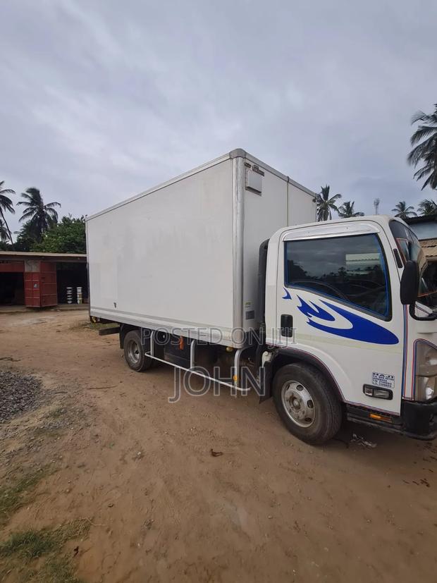 Isuzu Elf 2018 White - thumbnail 6