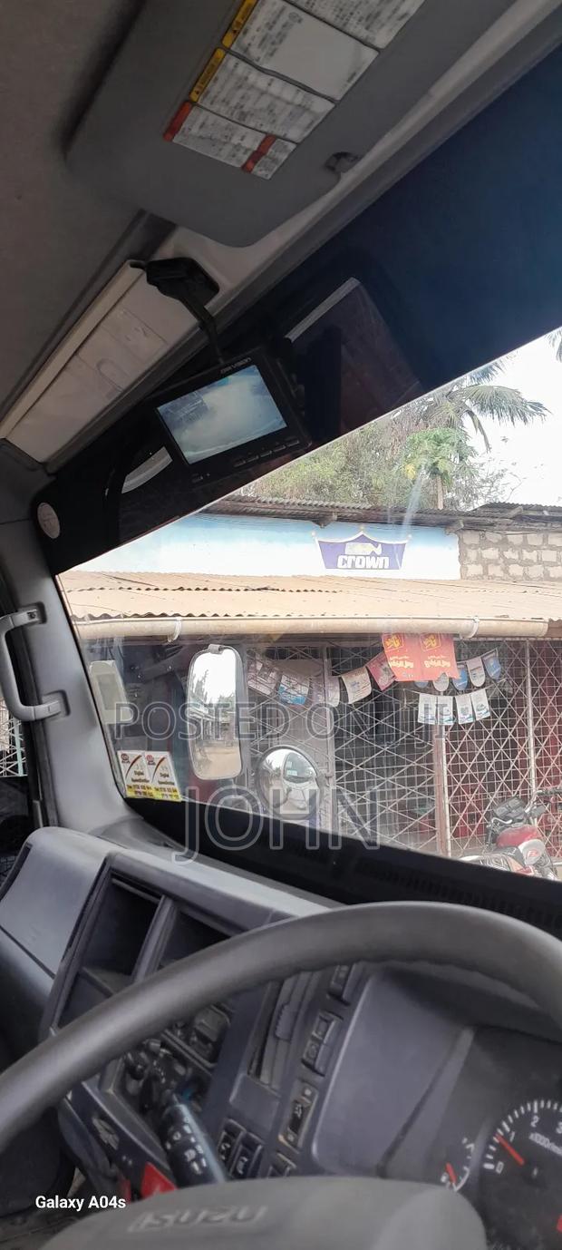 Isuzu Elf 2018 White - thumbnail 7