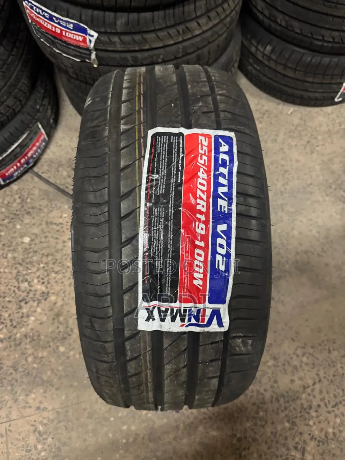 255/40r19 Vinmax