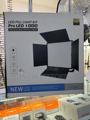 Led 1000 Pro Studio Video Light - main view