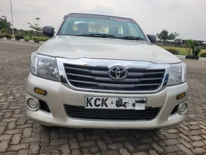 Toyota Hilux 2.5 D-4D SRX 2009 Silver