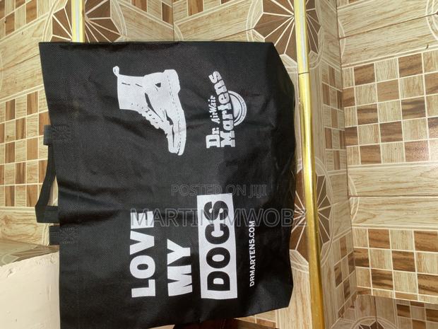 Dr Martens - thumbnail 3