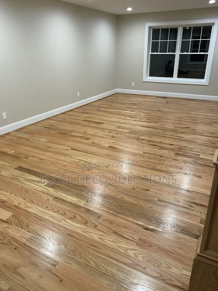 Commercial LVT Flooring – Strong Business Floor
