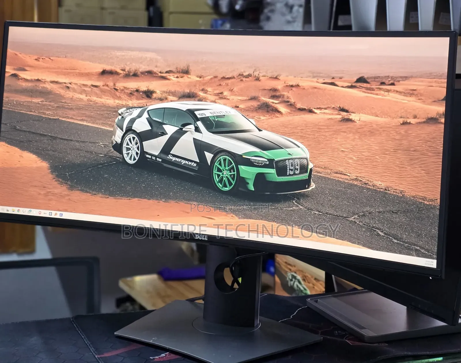 Dell Ultrasharp U3419w
Display Size: 34 Inches (Curved Ultrawid