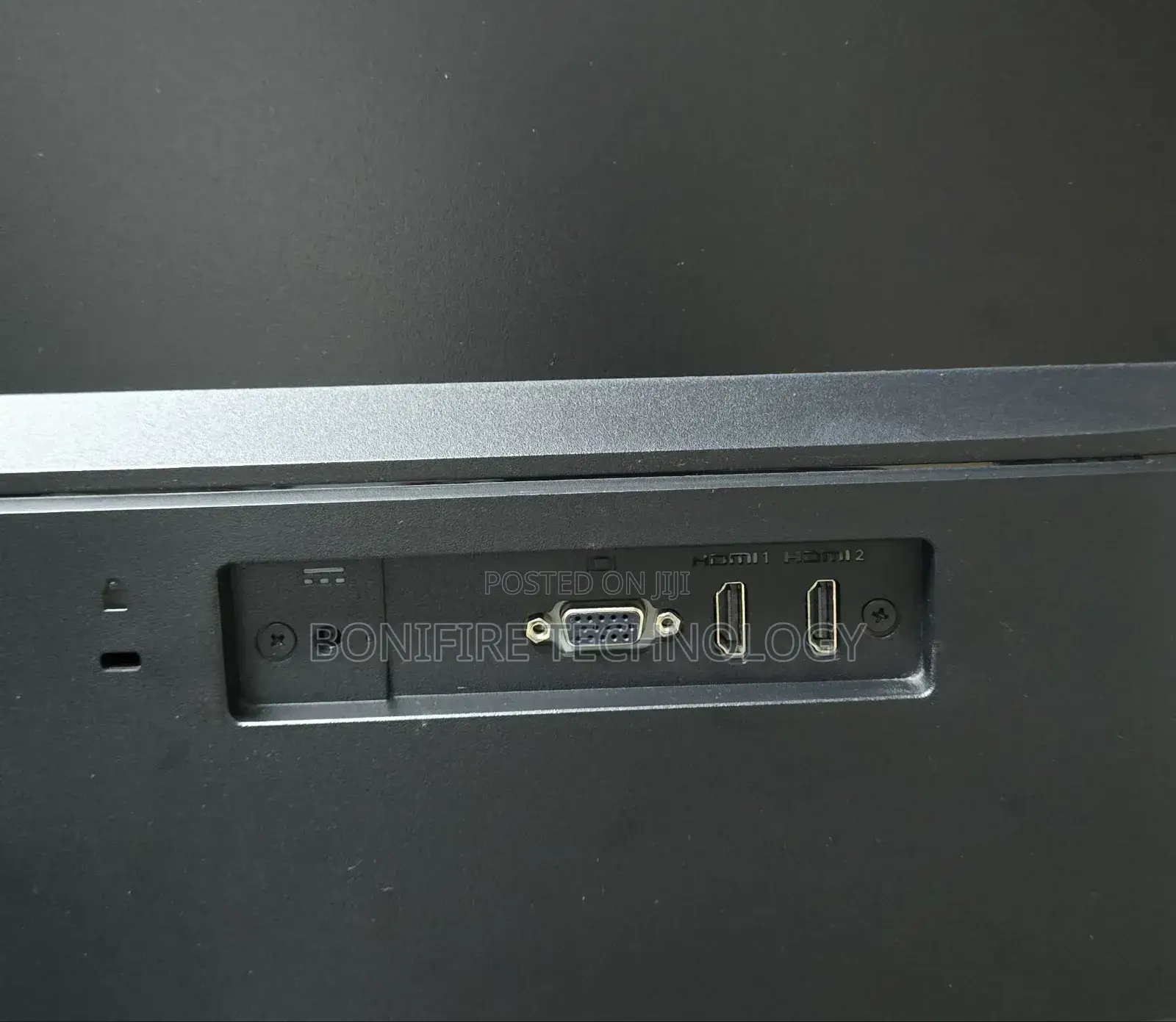 Hp M32f
Display Size: 32inch 
Panel