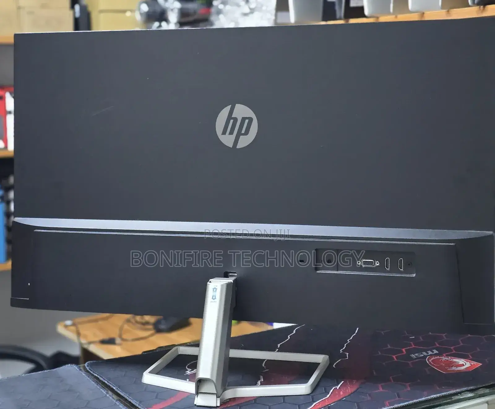 Hp M32f
Display Size: 32inch 
Panel