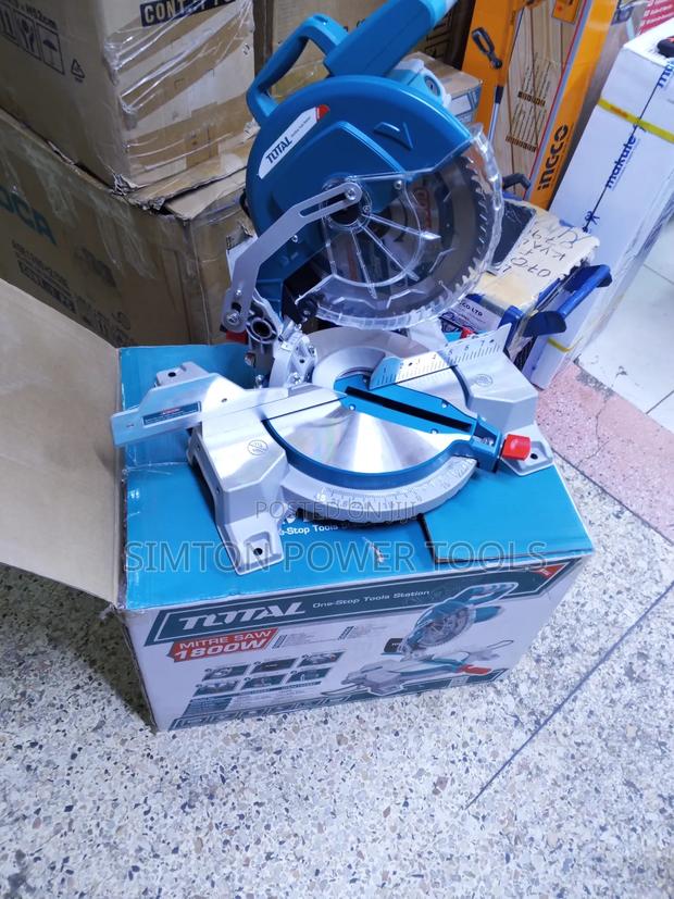 1800w Total Mitre Saw - main view