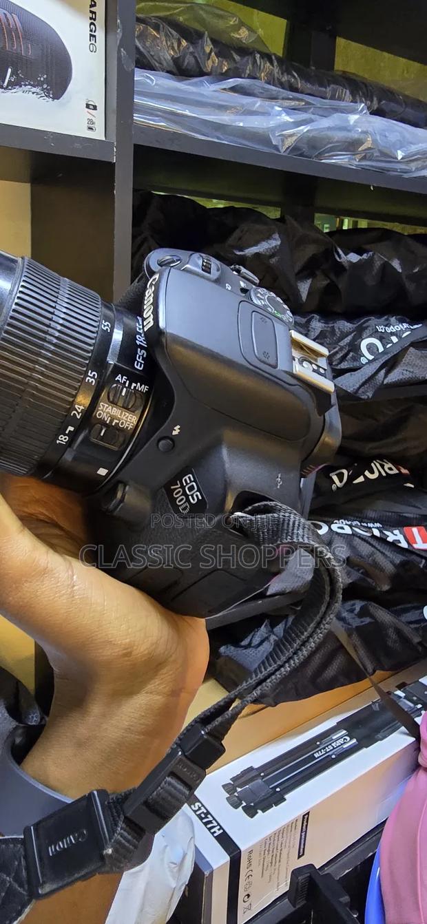 Canon 700d With 18-55mm - thumbnail 3