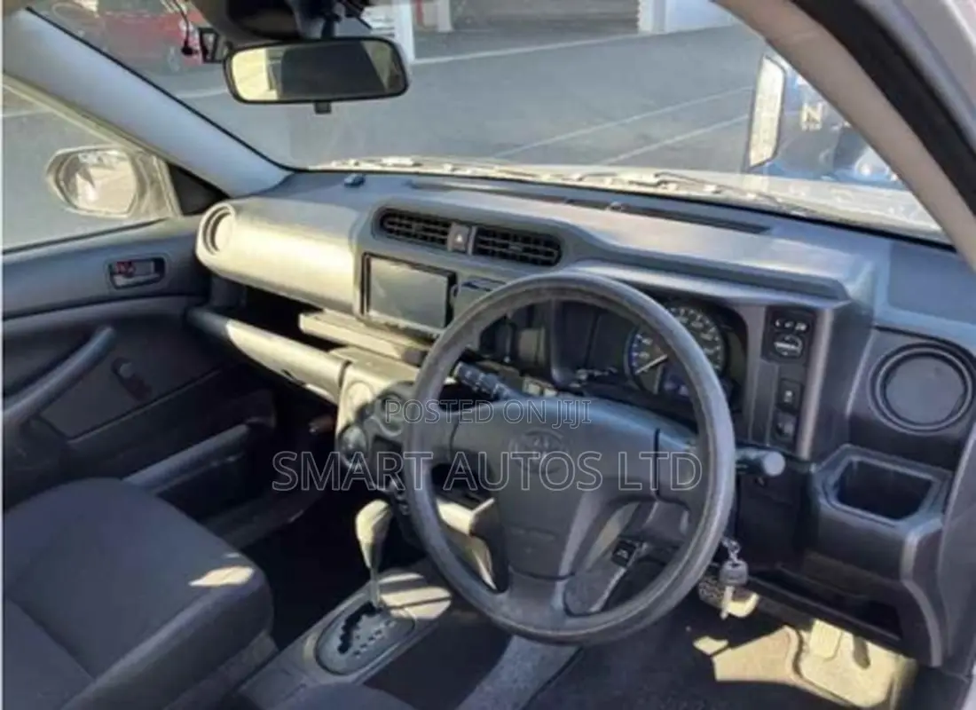 Toyota Probox 1.3 DX Comfort 2WD 2021 Silver