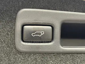Toyota Harrier 2.0 2019 White
