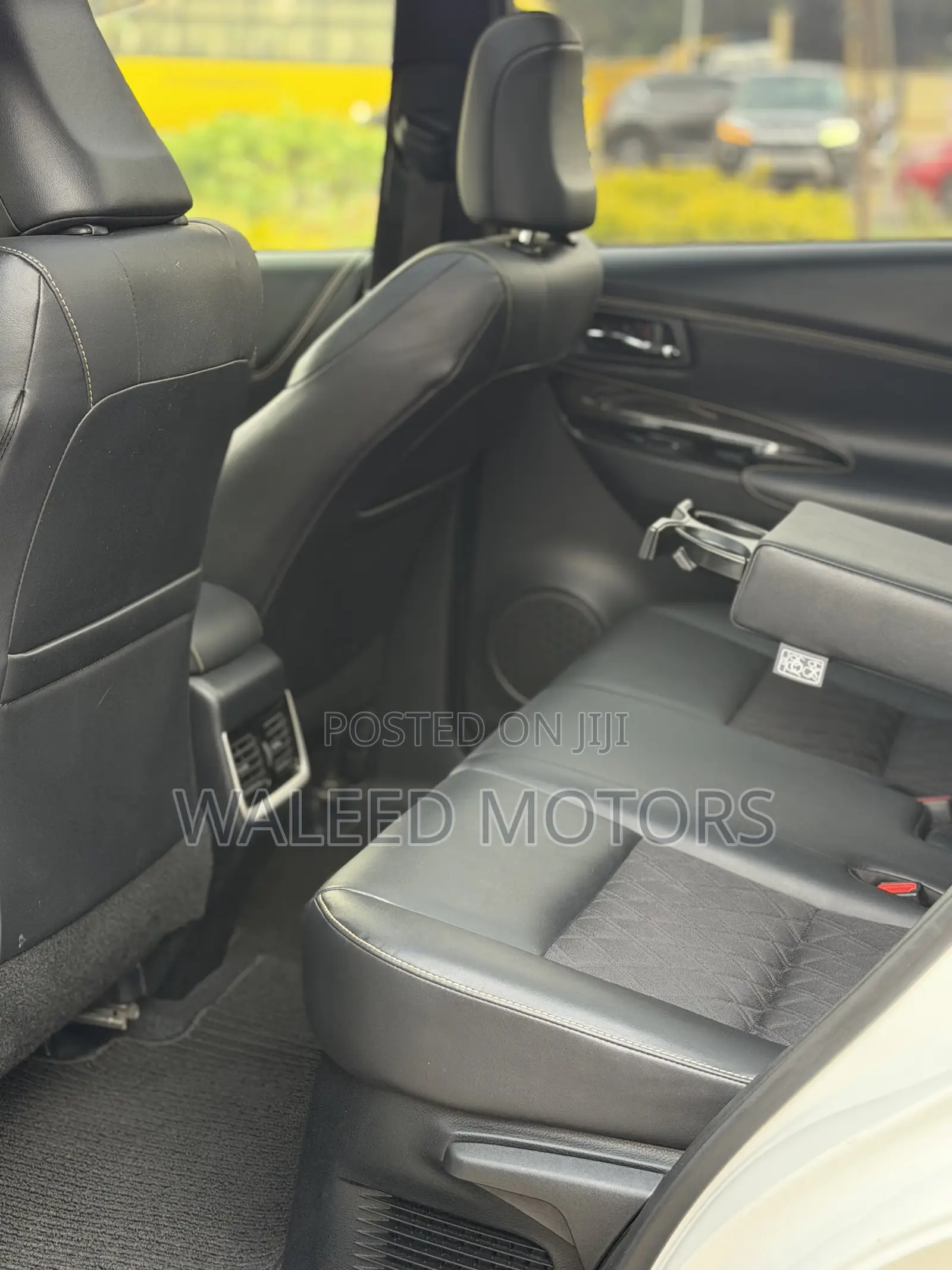 Toyota Harrier 2.0 2019 White