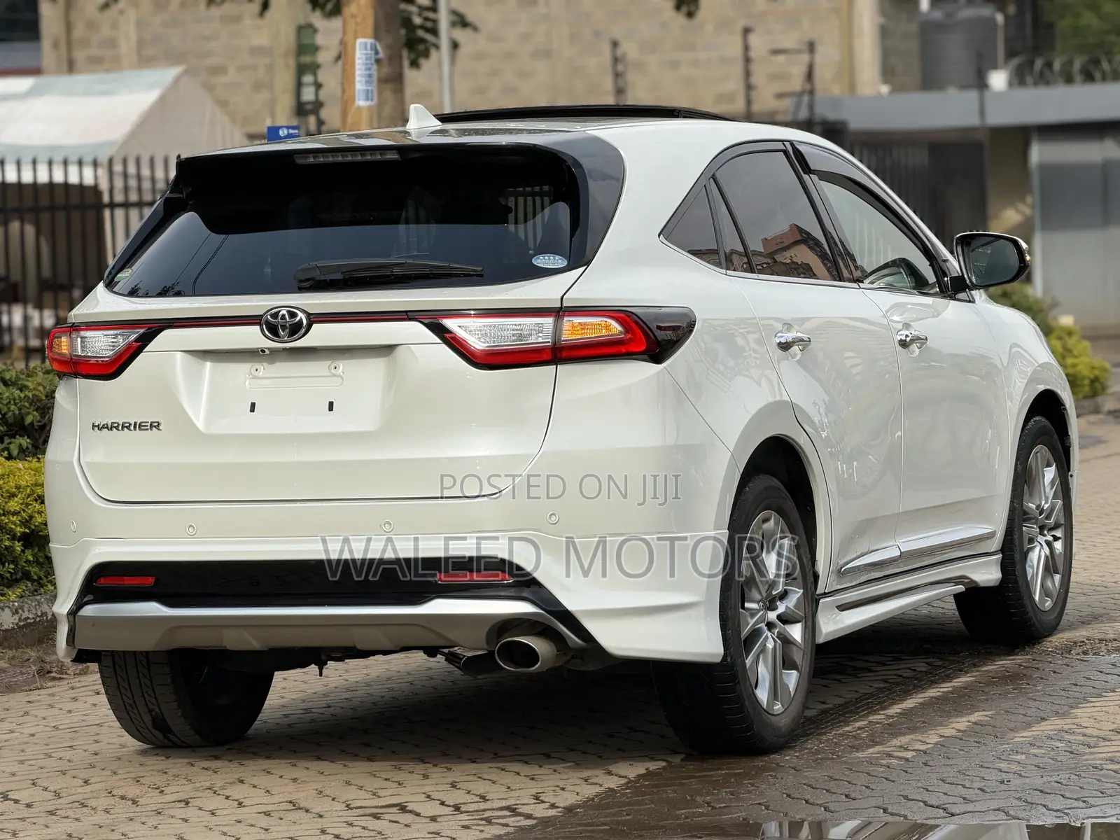 Toyota Harrier 2.0 2019 White