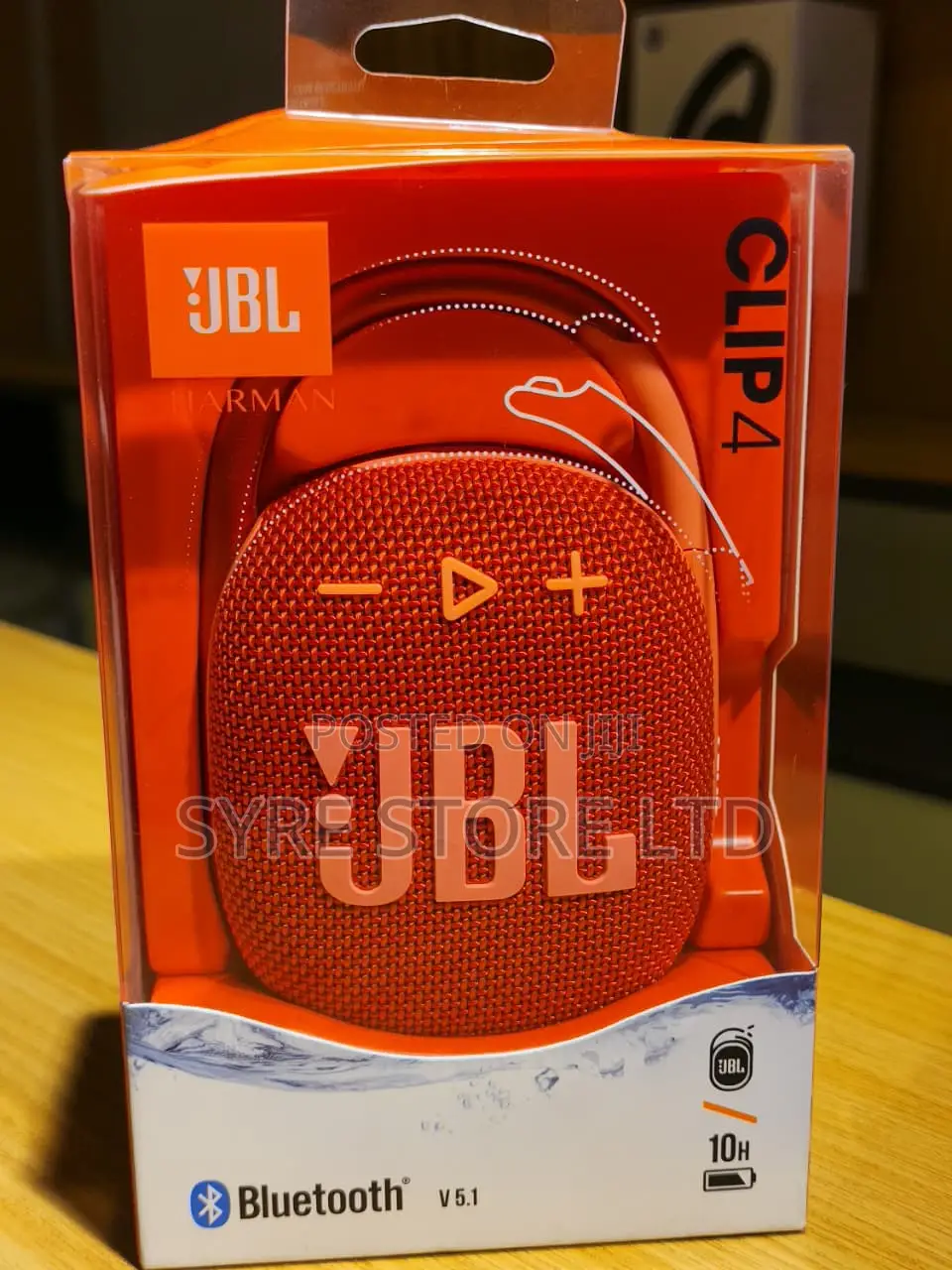 JBL Clip 4