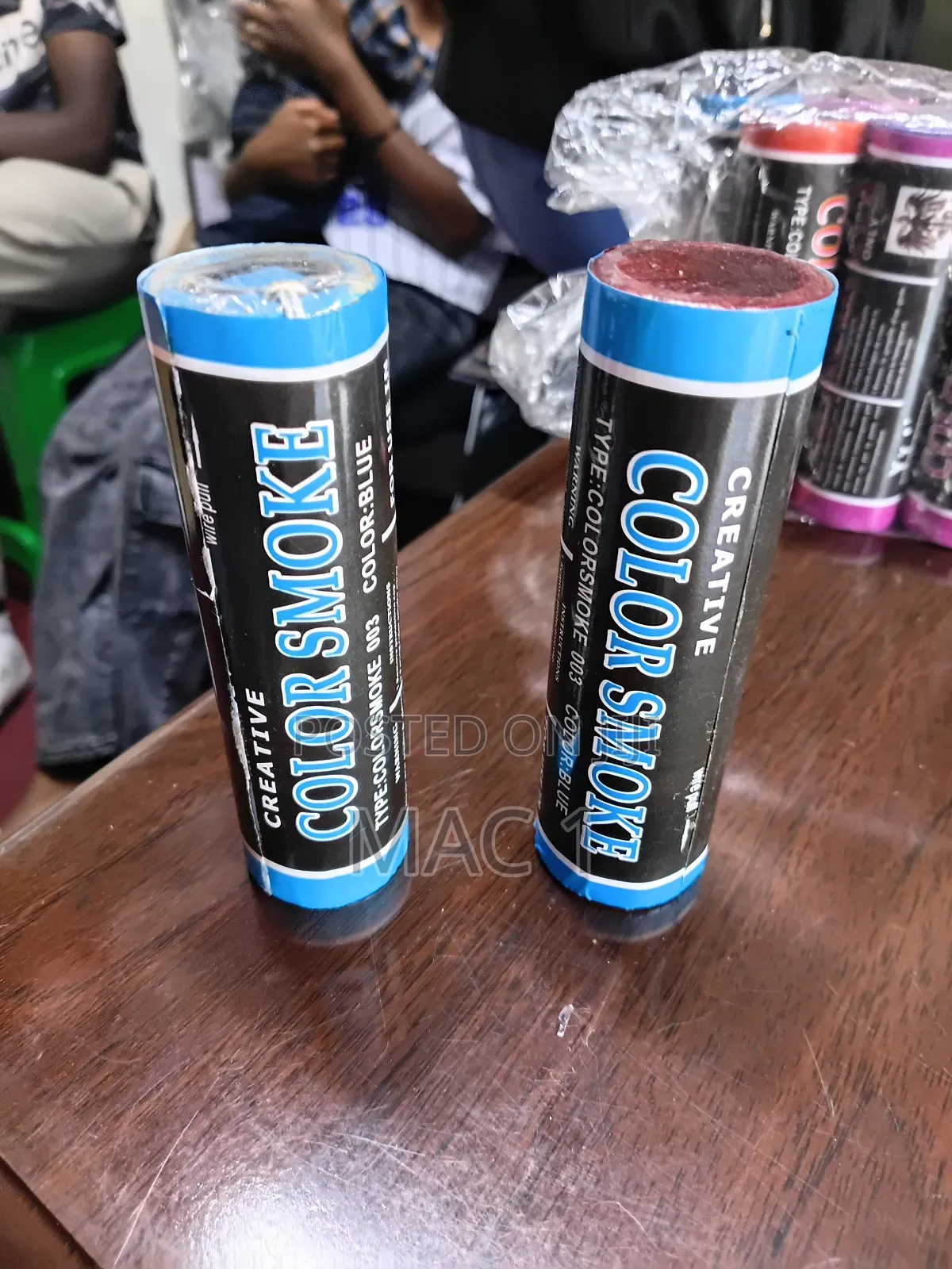 Party Colour Smoke Bomb (Assorted Colours)