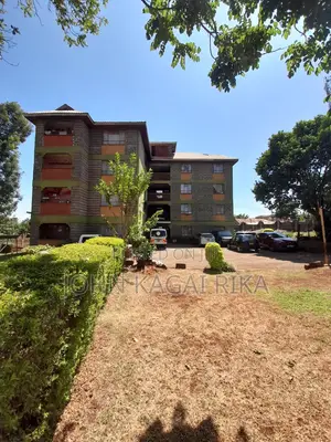2bdrm Block of Flats in Off Redhill for sale