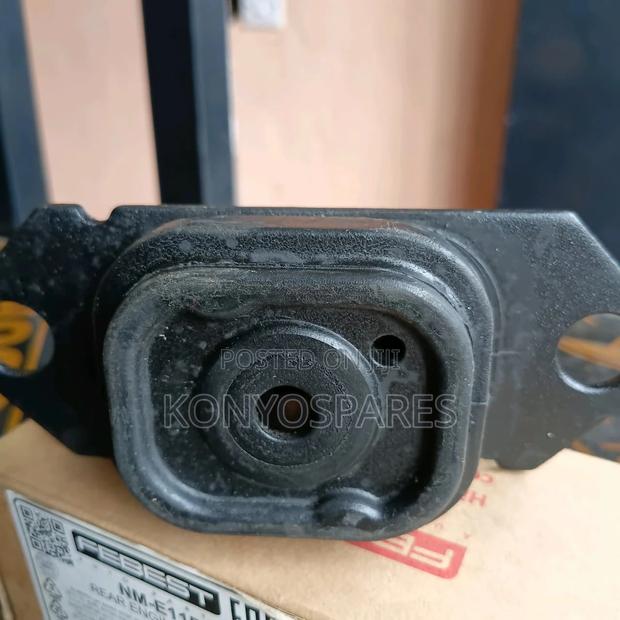 Rear Engine Mount Nissan Note E11 - thumbnail 2