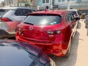 Mazda Axela 2018 Red
