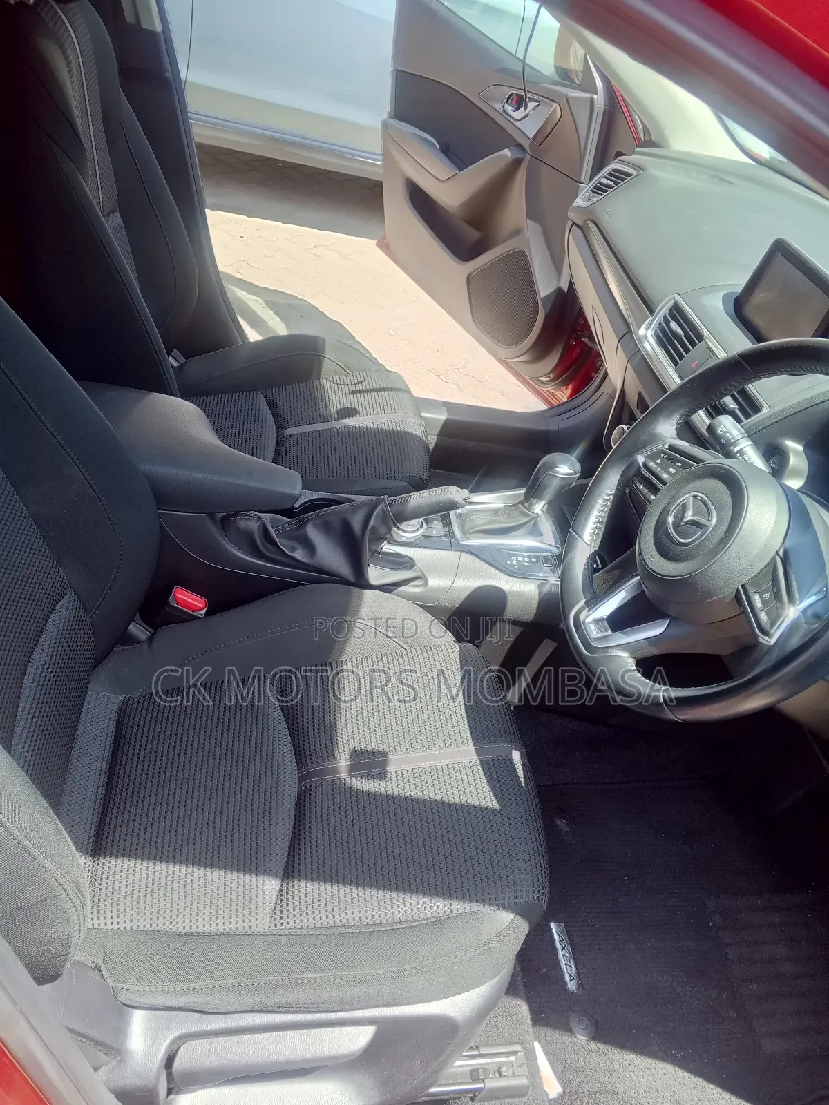 Mazda Axela 2018 Red