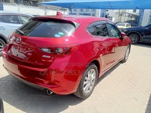 Mazda Axela 2018 Red