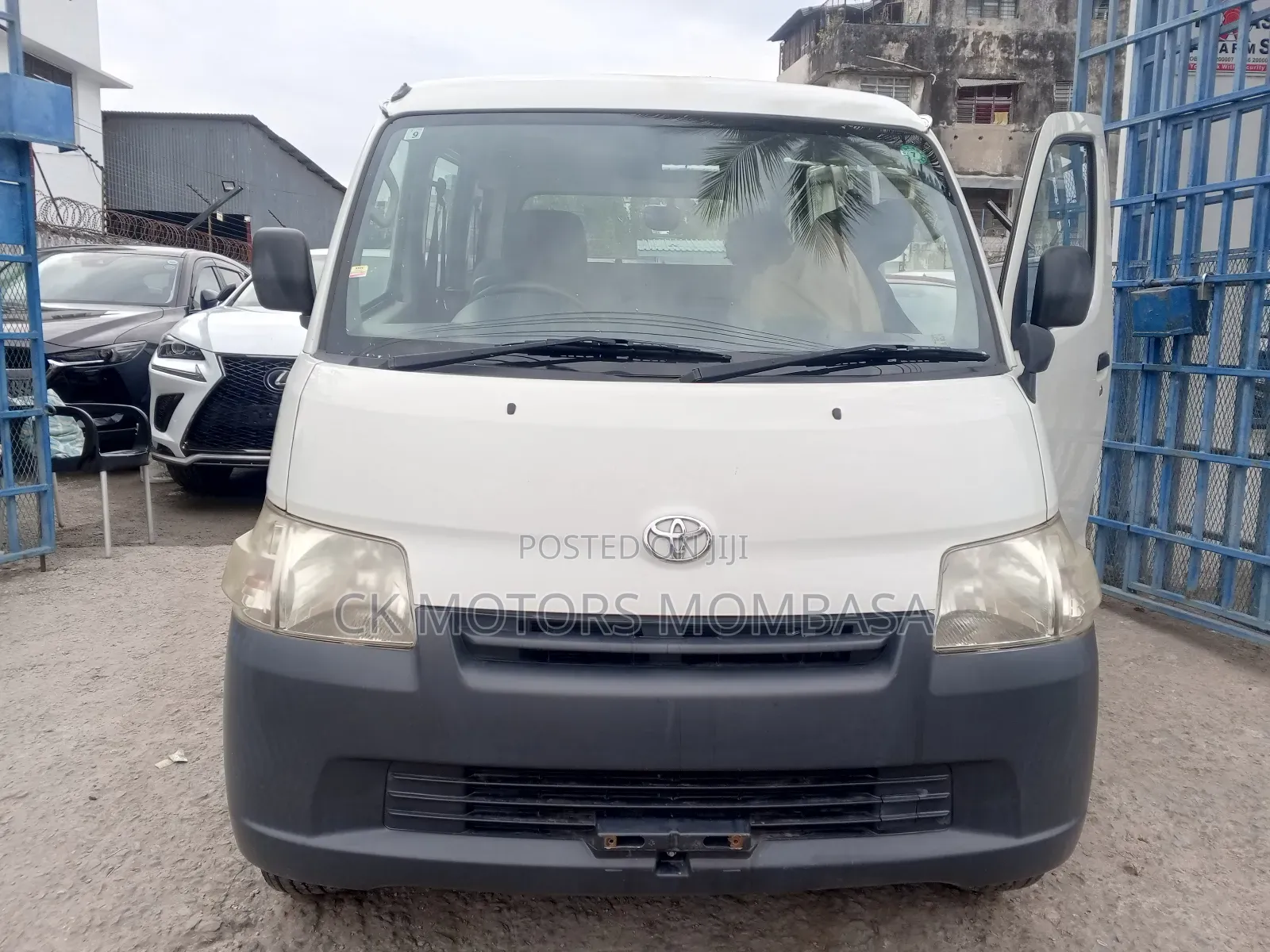 Toyota TownAce 2018 White