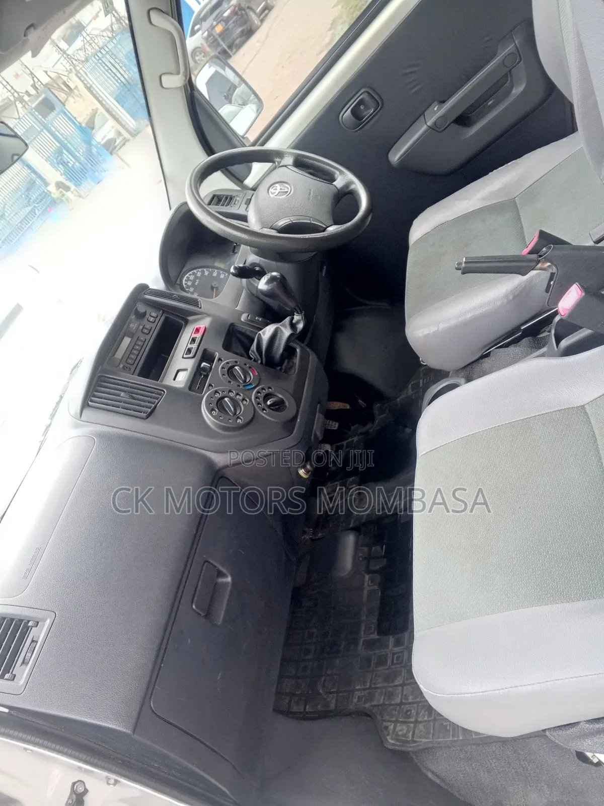 Toyota TownAce 2018 White