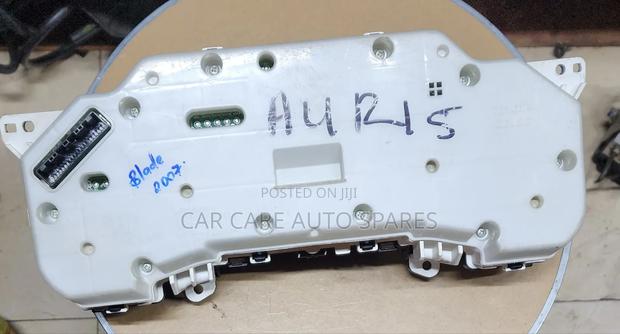 Dashboard Clock Toyota Auris - thumbnail 2