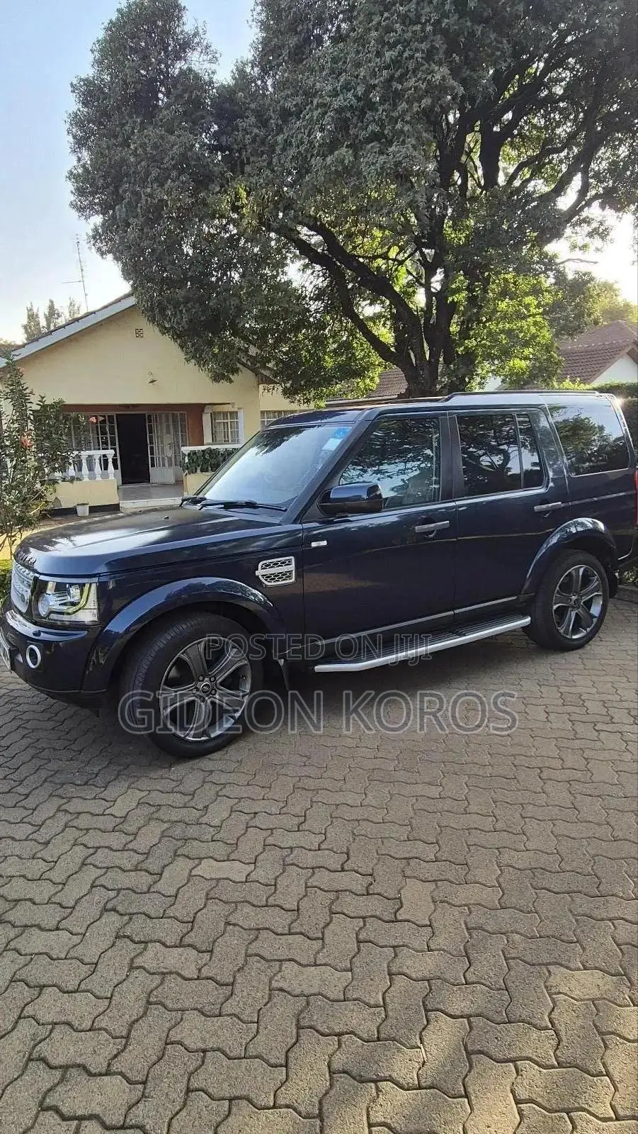 Land Rover Discovery 2013 Blue