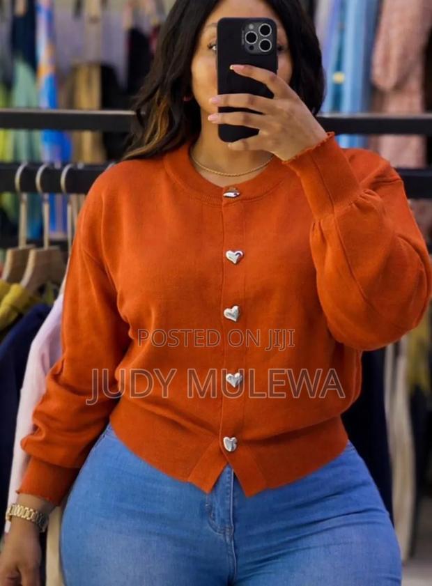 Selling Clothes - thumbnail 2