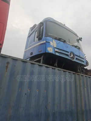 Cabin Mercedes Prime Mover