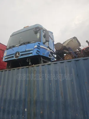 Cabin Mercedes Prime Mover