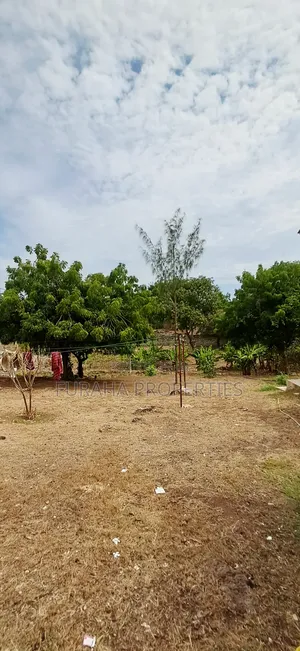 8bdrm House in Kikambala for rent