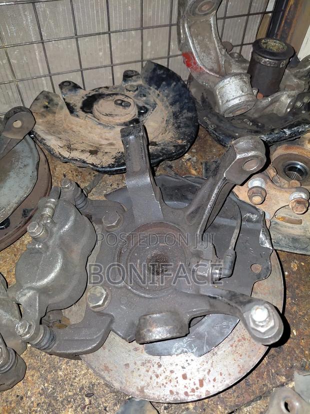 Nissan Serena Front Hub Ex Japan - main view