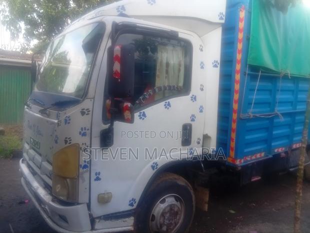 Isuzu NQR 4.3 - main view