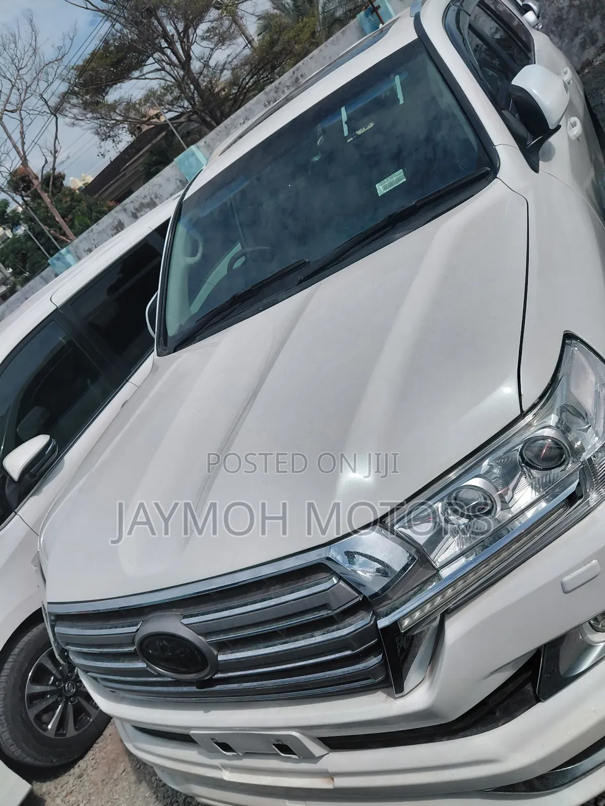 Toyota Land Cruiser 2018 White