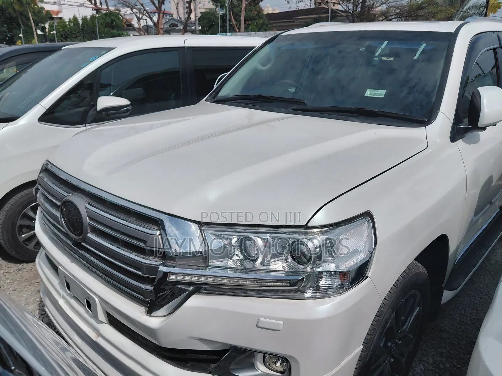 Toyota Land Cruiser 2018 White
