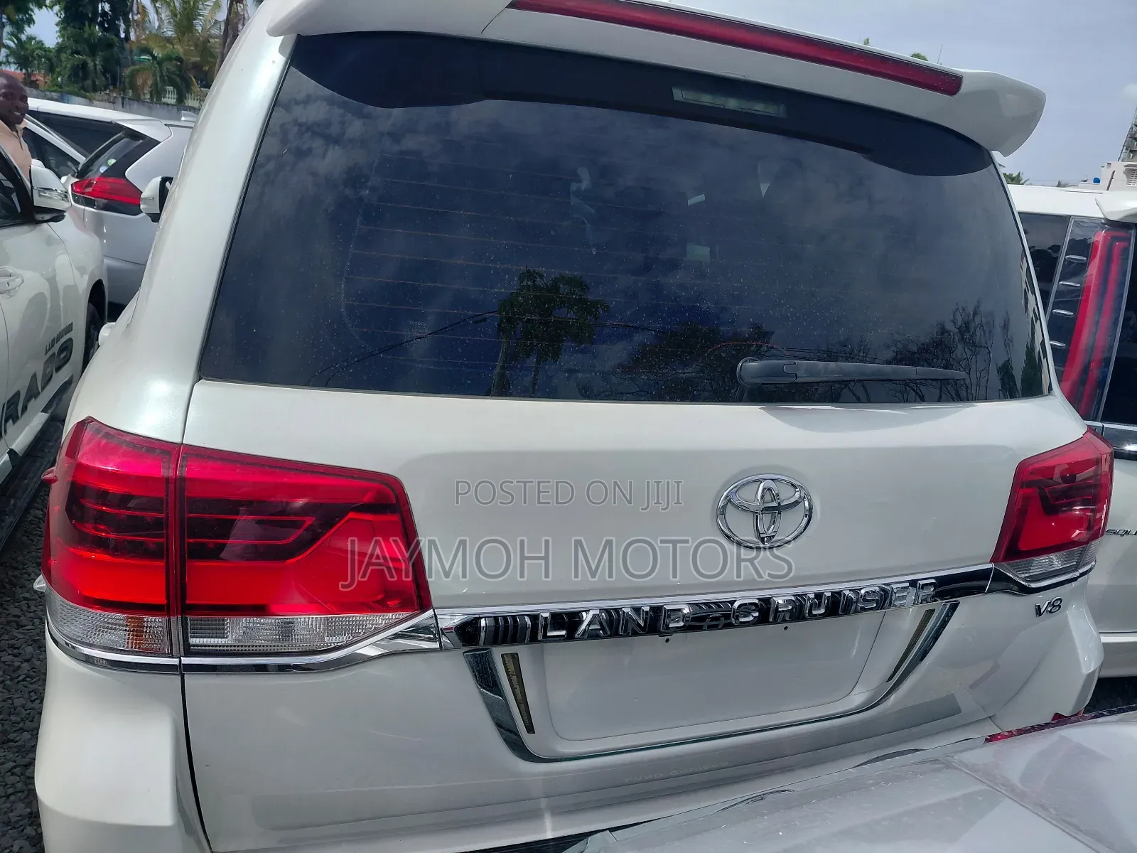 Toyota Land Cruiser 2018 White