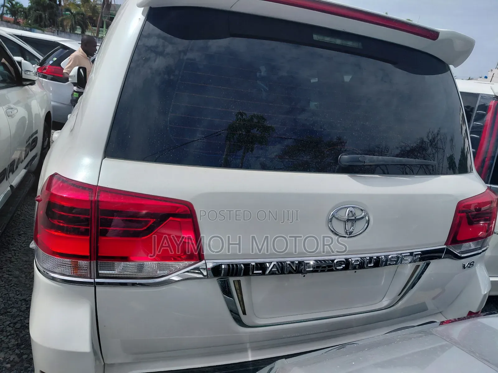 Toyota Land Cruiser 2018 White