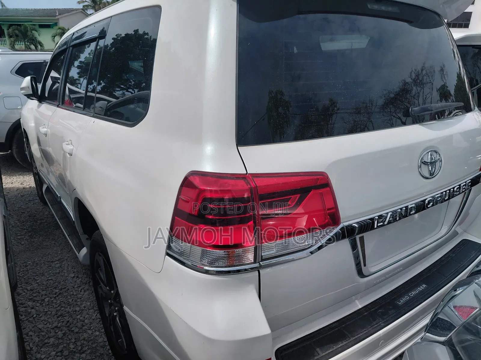 Toyota Land Cruiser 2018 White